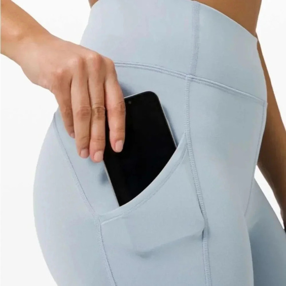 Lululemon sz 4 Invigorate High-Rise Tight 25" Chambray great pre owned condition - Picture 10 of 14